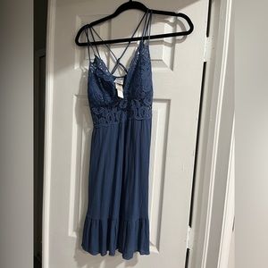 Size medium brand pink